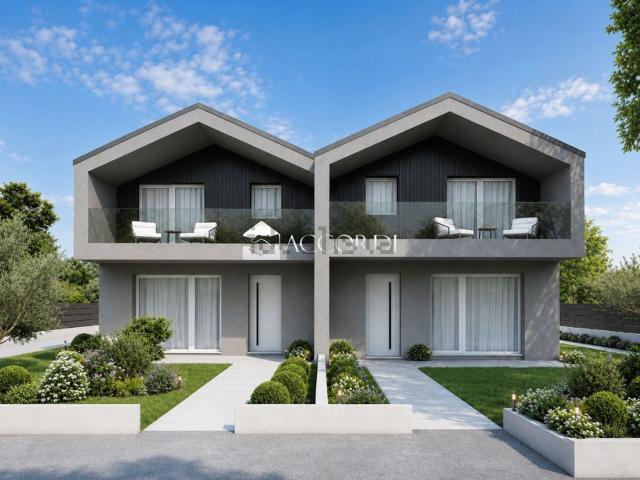 Case e ville in vendita di 150 m² in Via Roma