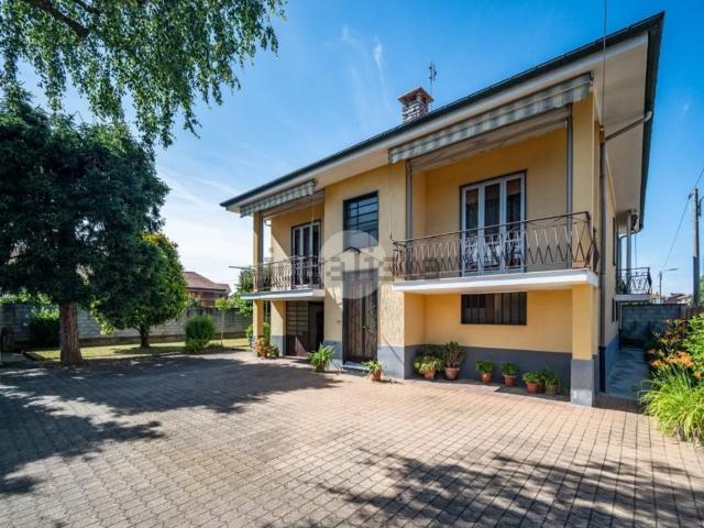 Case e ville in vendita di 150 m² in Via Risorgimento, 24