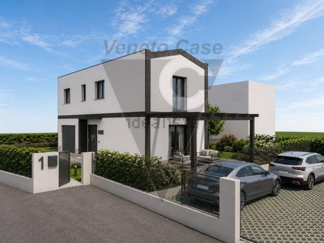 Case e ville in vendita di 150 m² in Via Udine