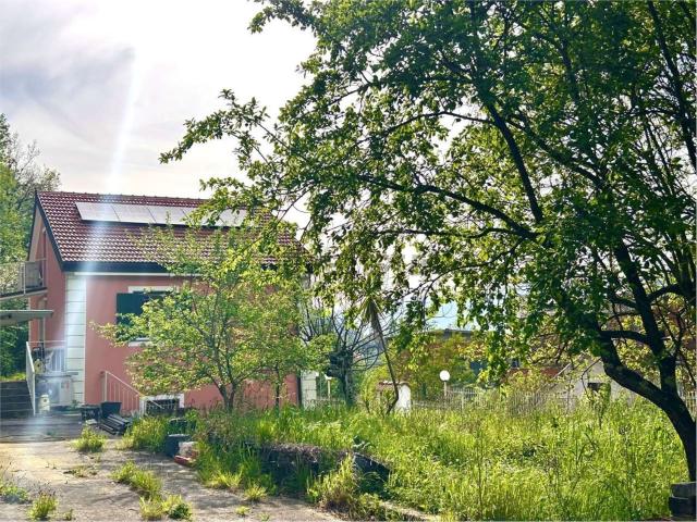 Case e ville in vendita di 150 m² in Via Vallombrosa