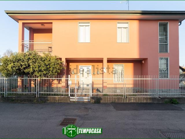 Case e ville in vendita di 150 m² in Vicolo Autostradale, 3