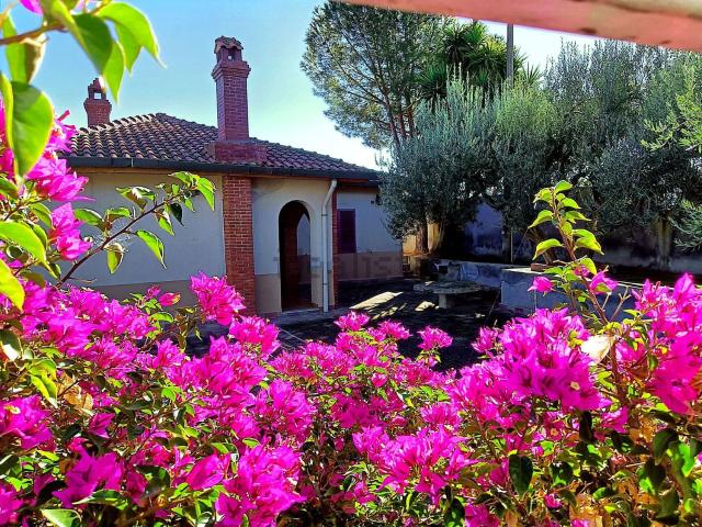 Case e ville in vendita di 150 m² in Contrada Commenne