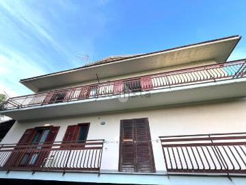 Case e ville in vendita di 150 m² in Contrada Esca, 29