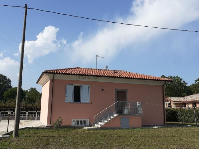Case e ville in vendita di 150 m² in Contrada Prati