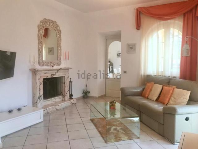 Case e ville in vendita di 150 m² in Strada Comunale Canaletto, 7