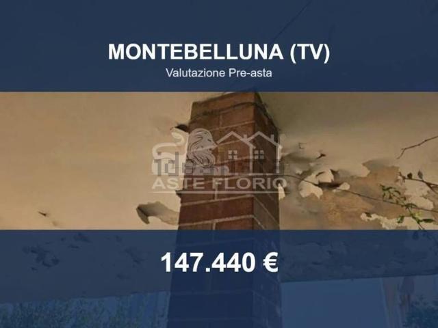 Case e ville in vendita di 151 m² in Via Colli Euganei, 11