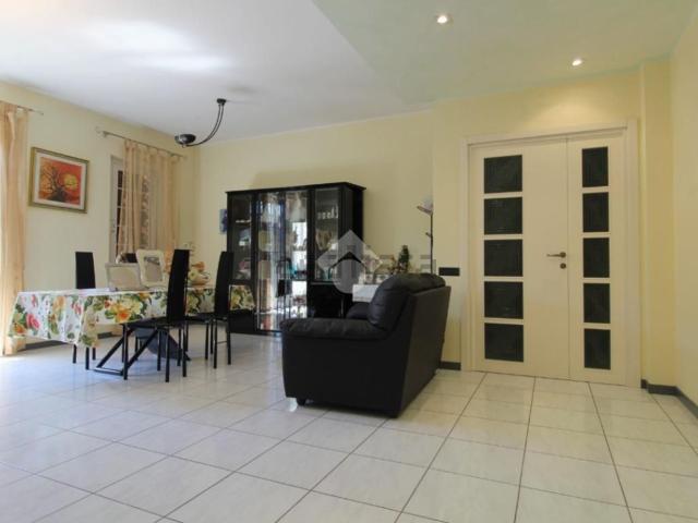 Case e ville in vendita di 151 m² in Via Piemonte, 4