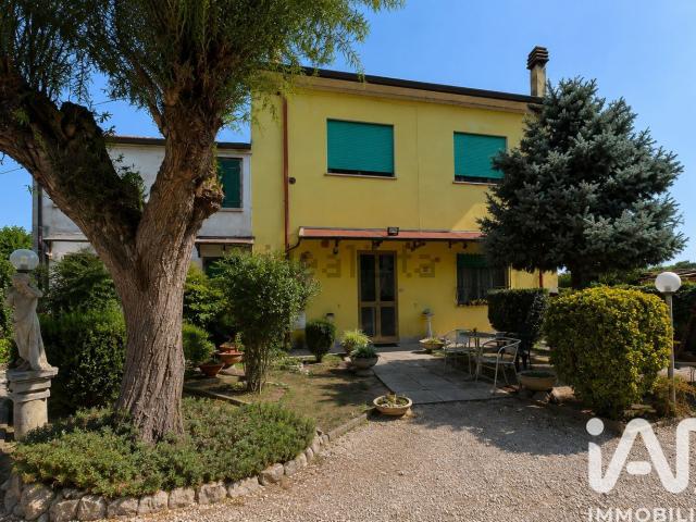 Case e ville in vendita di 151 m² in Via Romea