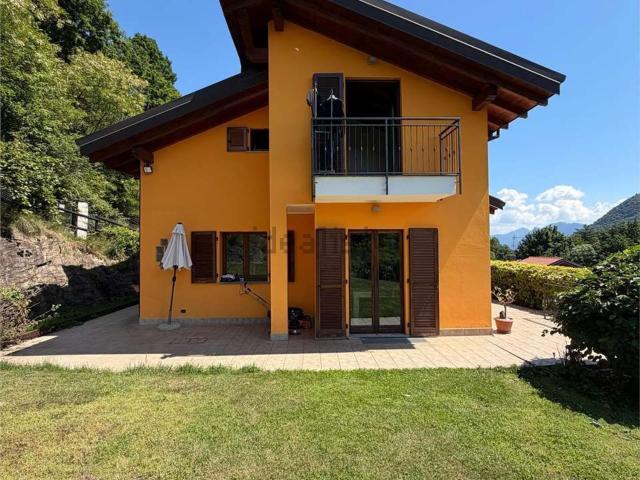 Case e ville in vendita di 152 m²