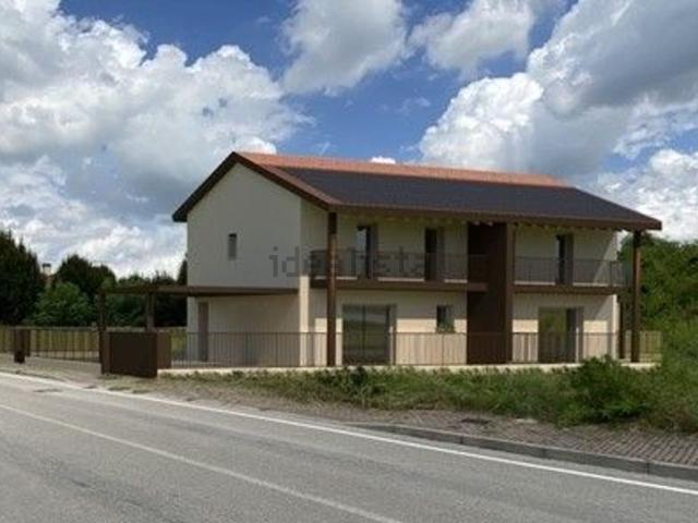 Case e ville in vendita di 153 m²