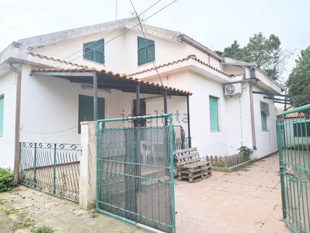 Case e ville in vendita di 153 m² in Via Campanella in Orto Liuzzo