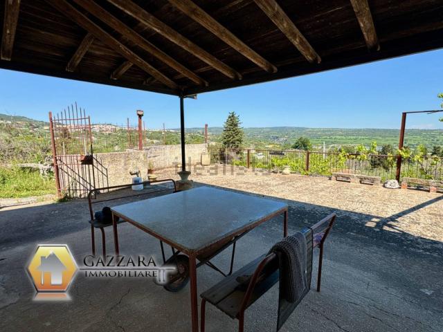 Case e ville in vendita di 153 m² in Contrada Bosco di Sopra