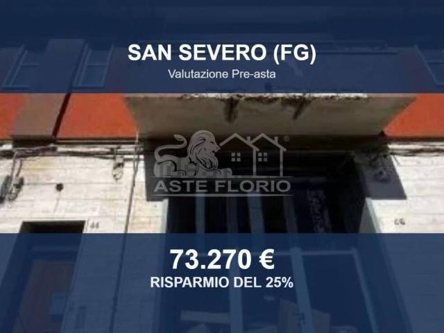 Case e ville in vendita di 154 m² in Via Piave, 44