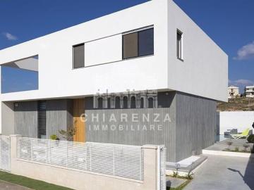Case e ville in vendita di 154 m² in Via Pietro Nenni