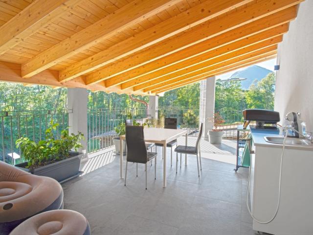 Case e ville in vendita di 155 m² in Via Canale, 11