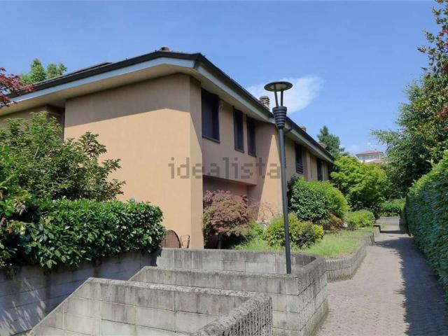 Case e ville in vendita di 155 m² in Via Antonio Vivaldi, 4
