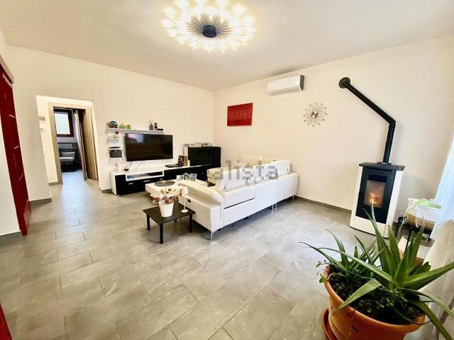 Case e ville in vendita di 155 m² in Frazione CASCINA