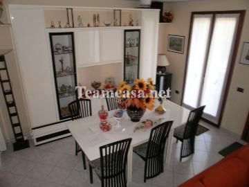 Case e ville in vendita di 156 m²