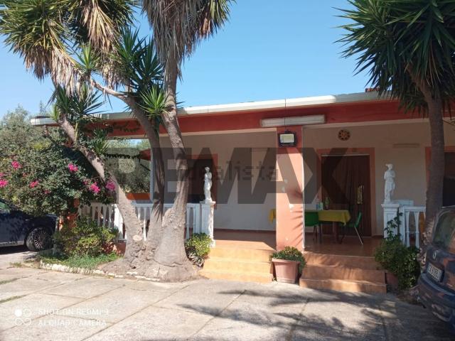 Case e ville in vendita di 156 m² in Via Bandieramonte