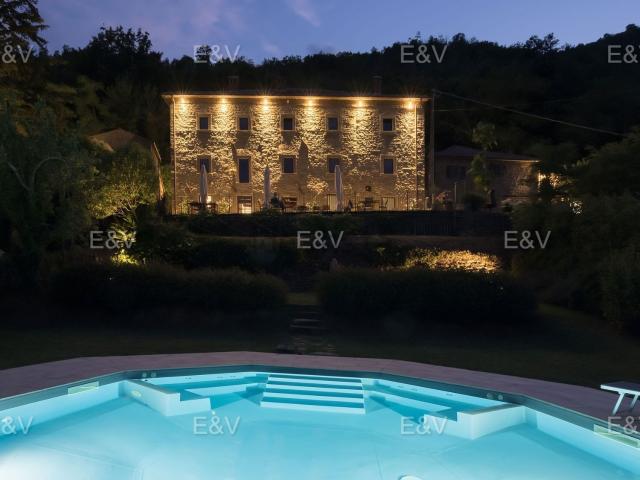 Case e ville in vendita di 1570 m² in Via del Palazzone