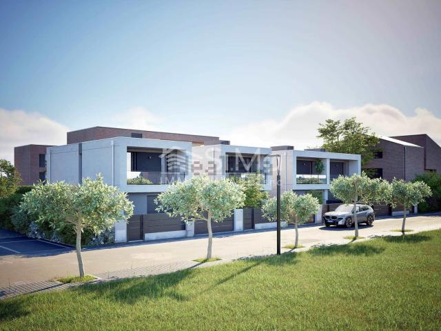 Case e ville in vendita di 157 m² in Via delle Mondine
