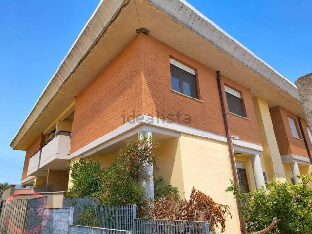 Case e ville in vendita di 157 m² in Strada Gallura