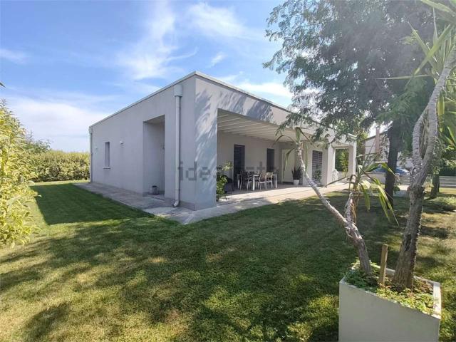 Case e ville in vendita di 158 m²