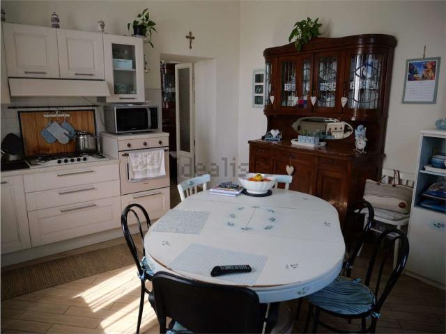 Case e ville in vendita di 158 m² in Via Cavour