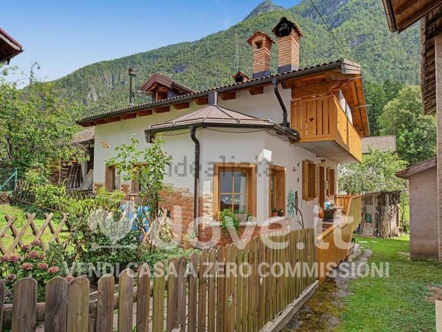Villetta indipendente in vendita di 158 m² in Via Cancellade, 25