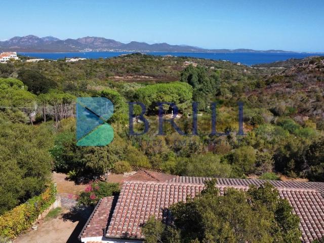 Case e ville in vendita di 158 m² in Via Arcobaleno
