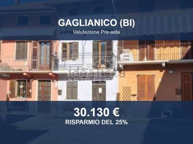 Case e ville in vendita di 158 m² in Via Goffredo Mameli, 51