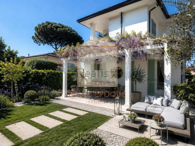 Case e ville in vendita di 158 m² in Via dei Mille