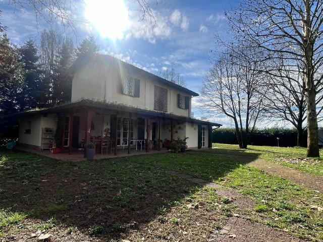 Case e ville in vendita di 158 m² in Via Ringhiera, 2