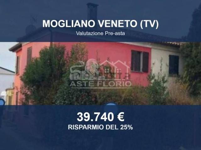 Case e ville in vendita di 159 m² in Via Ronzinella, 36