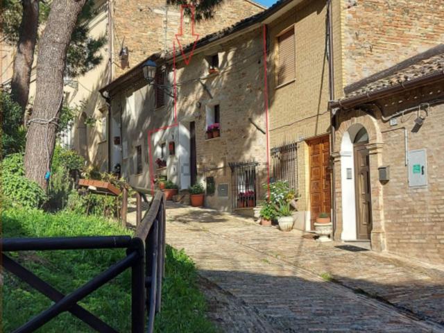 Case e ville in vendita di 15 m² in Via Fonti