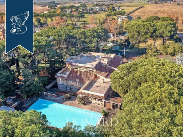 Case e ville in vendita di 1600 m²