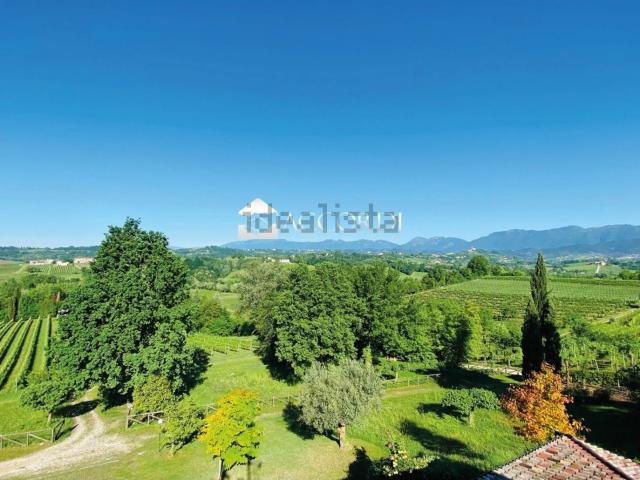 Case e ville in vendita di 1600 m² in Via MALIPIERO