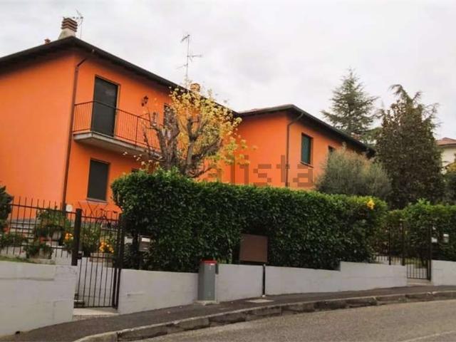 Case e ville in vendita di 160 m² in Via Cirenaica