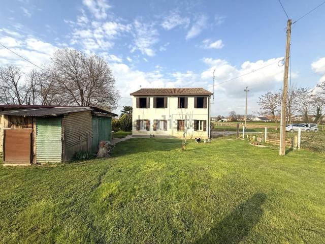 Case e ville in vendita di 160 m²