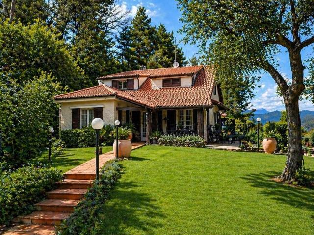 Case e ville in vendita di 160 m²