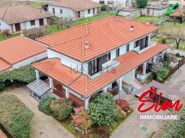 Case e ville in vendita di 160 m²