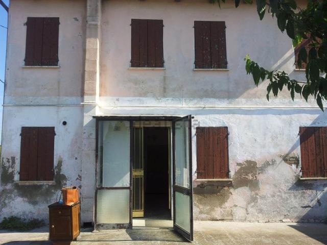 Case e ville in vendita di 160 m² in Via Leonardo da Vinci, 12