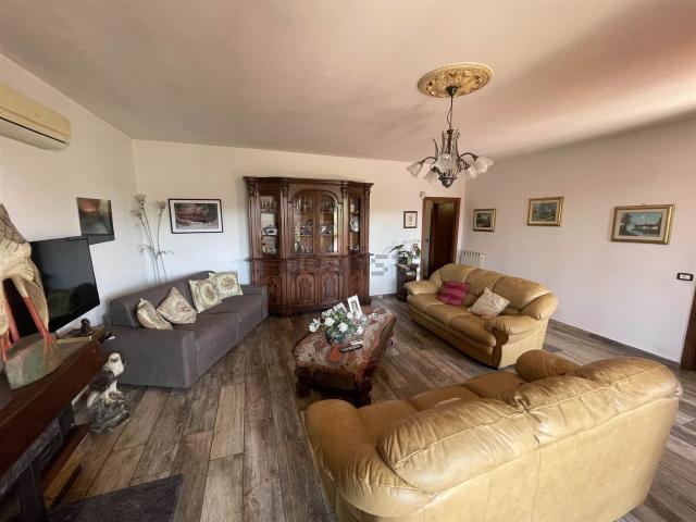 Case e ville in vendita di 160 m²