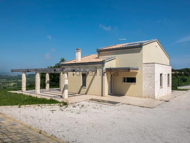 Case e ville in vendita di 160 m²