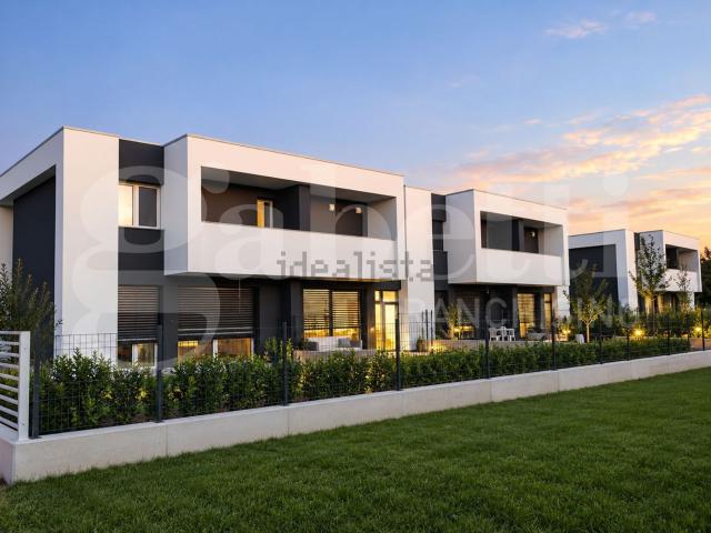 Case e ville in vendita di 160 m²
