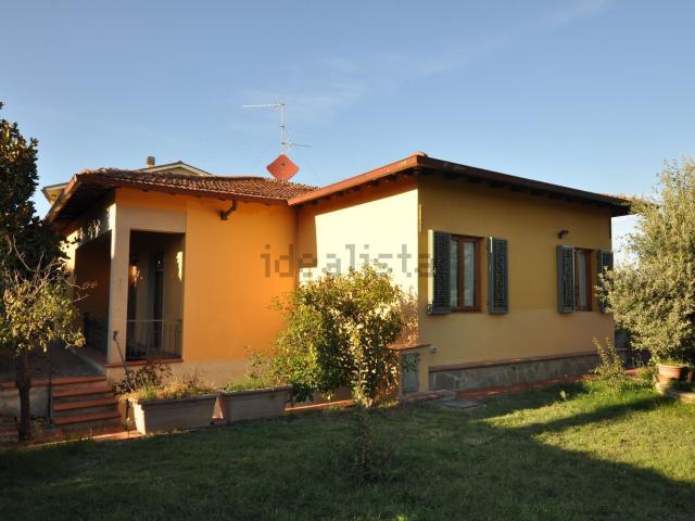 Case e ville in vendita di 160 m² in Via Gentilino, 62