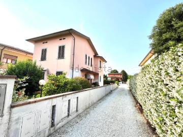 Via di Salicchi, Lucca, Lucca Toscana, Toscana