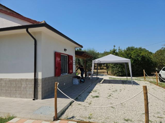 Case e ville in vendita di 160 m² in Via Fontana Masella
