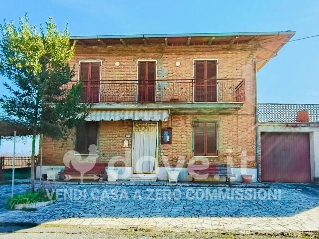 Case e ville in vendita di 160 m² in Via Fonte al Giunco, 35