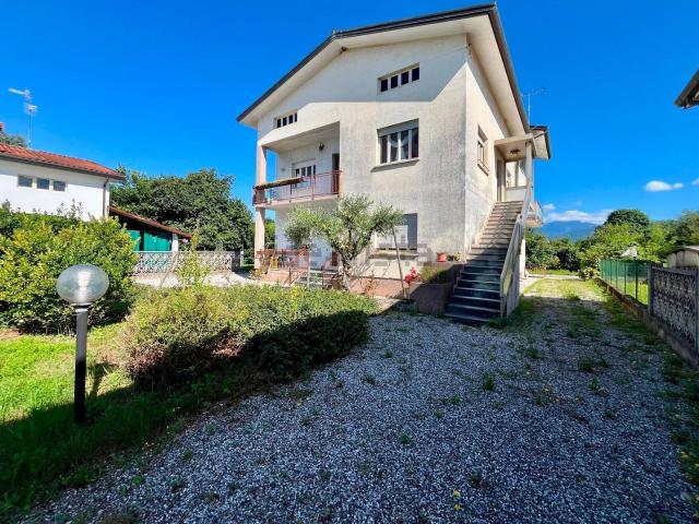 Case e ville in vendita di 160 m² in Via San Tommaso, 18